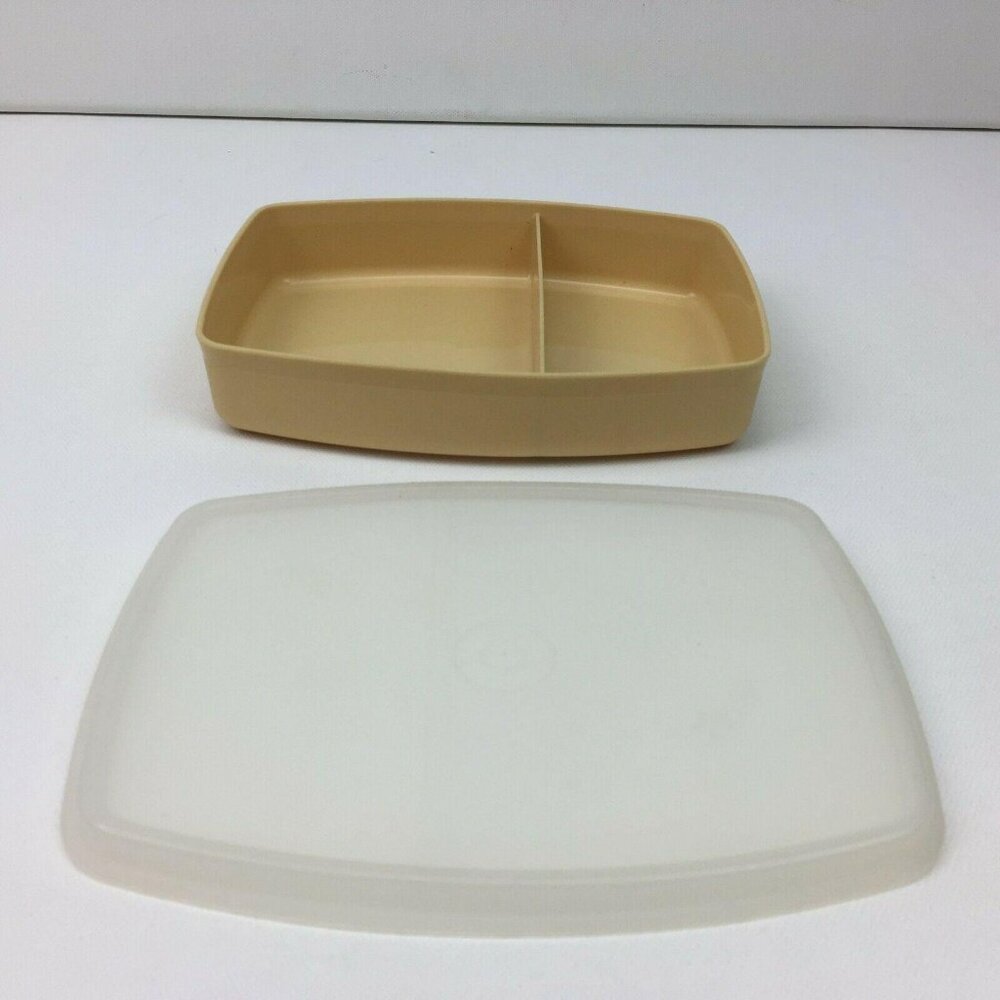 Vintage Tupperware Divided Contanier #813-5 Bottom # Lid 814-5 Made In USA